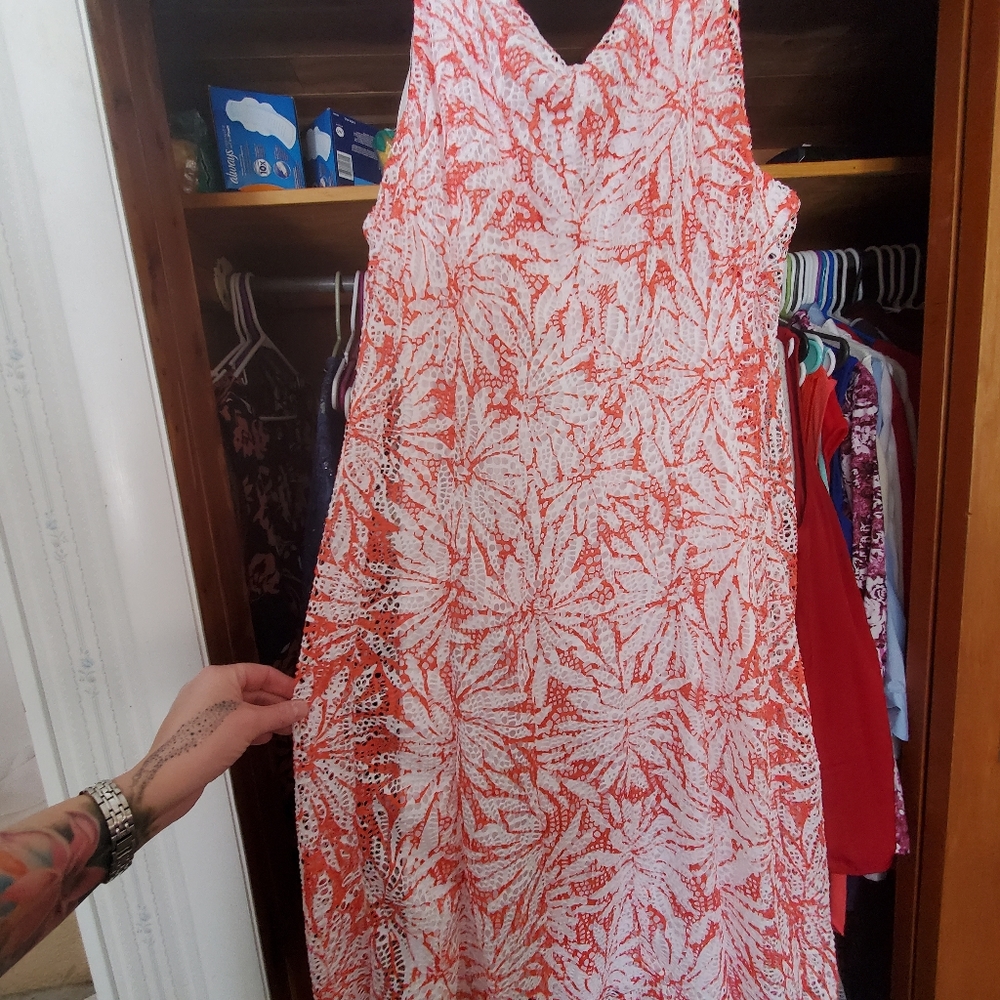 Sleeveless dress with cover up